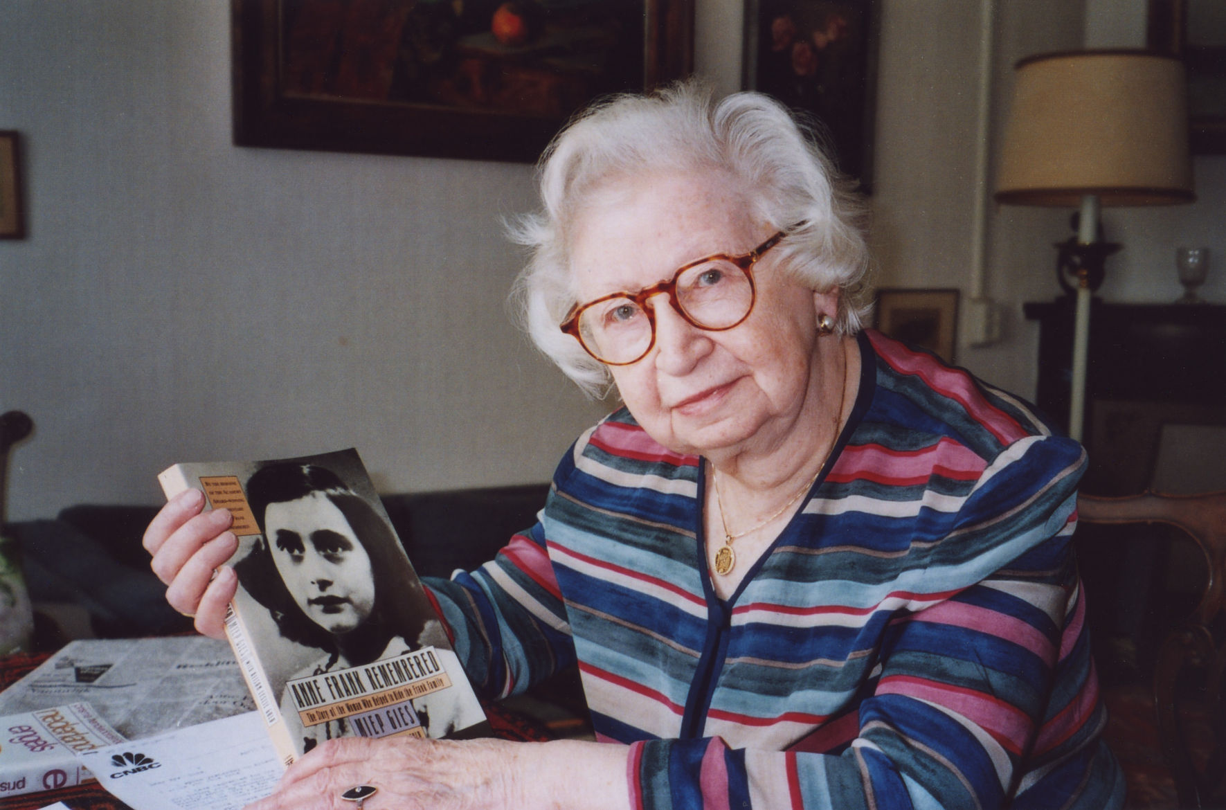 2010: Miep Gies